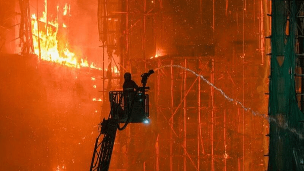 تلفات آتش‌سوزی مرگبار در هنگ‌کنگ از 120 نفر گذشت