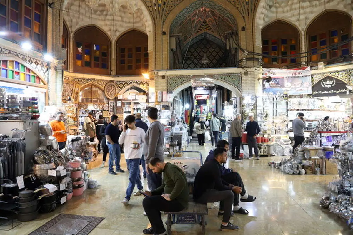 خطر در بازار تهران: ۱۱ ساختمان با یک اتصال برق در آستانه حادثه هستند