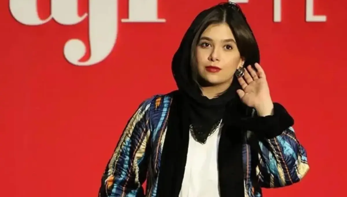 نفس بازغی با جاکت طرح‌دار در فجر شیراز؛ حضور متفاوت بازیگر جوان در جشنواره چهل و سوم (عکس)