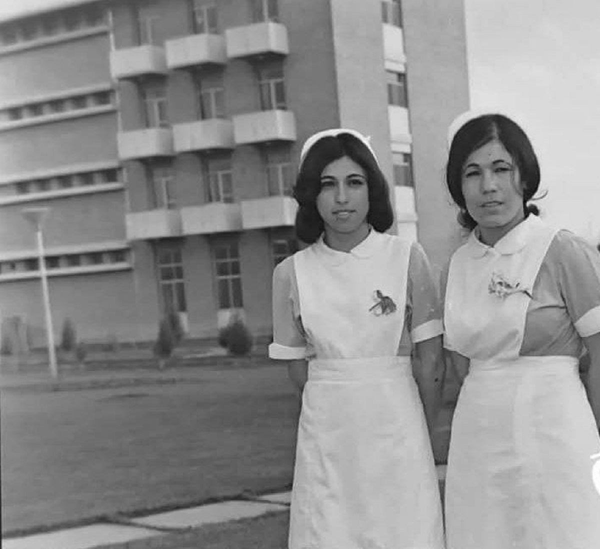 خوابگاه پرستاران در بیمارستان دویست تختخوابی کرمانشاه، سال ۱۳۵۵ (عکس)