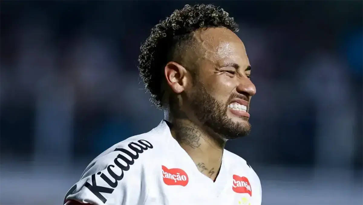 انتقاد هم‌تیمی سابق نیمار؛ «او دیگر نمی‌تواند کمکی به منچستریونایتد کند»