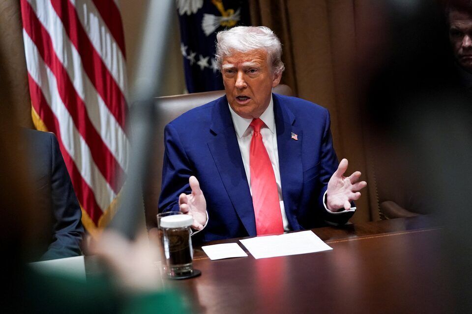 ترامپ: هر کسی که مواد مخدر قاچاق کند و آن را به کشور ما بفروشد، در معرض حمله است، نه فقط ونزوئلا