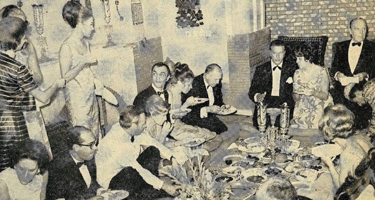 مهمانی سفیر آرژانتین در تهران در سال ۱۳۴۸ (عکس)