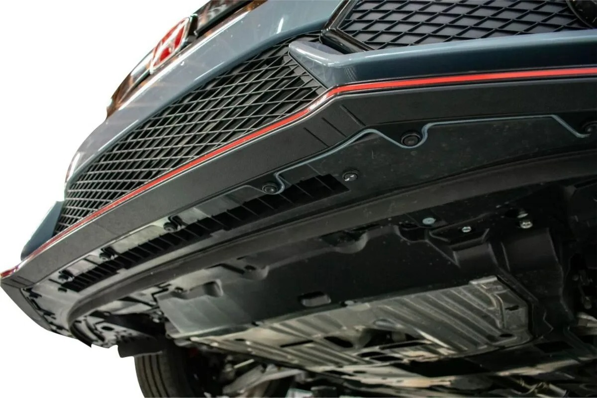 همه‌چیز درباره سینی زیر موتور خودرو: عملکرد، مزایا، معایب و قیمت محافظ موتور ماشین