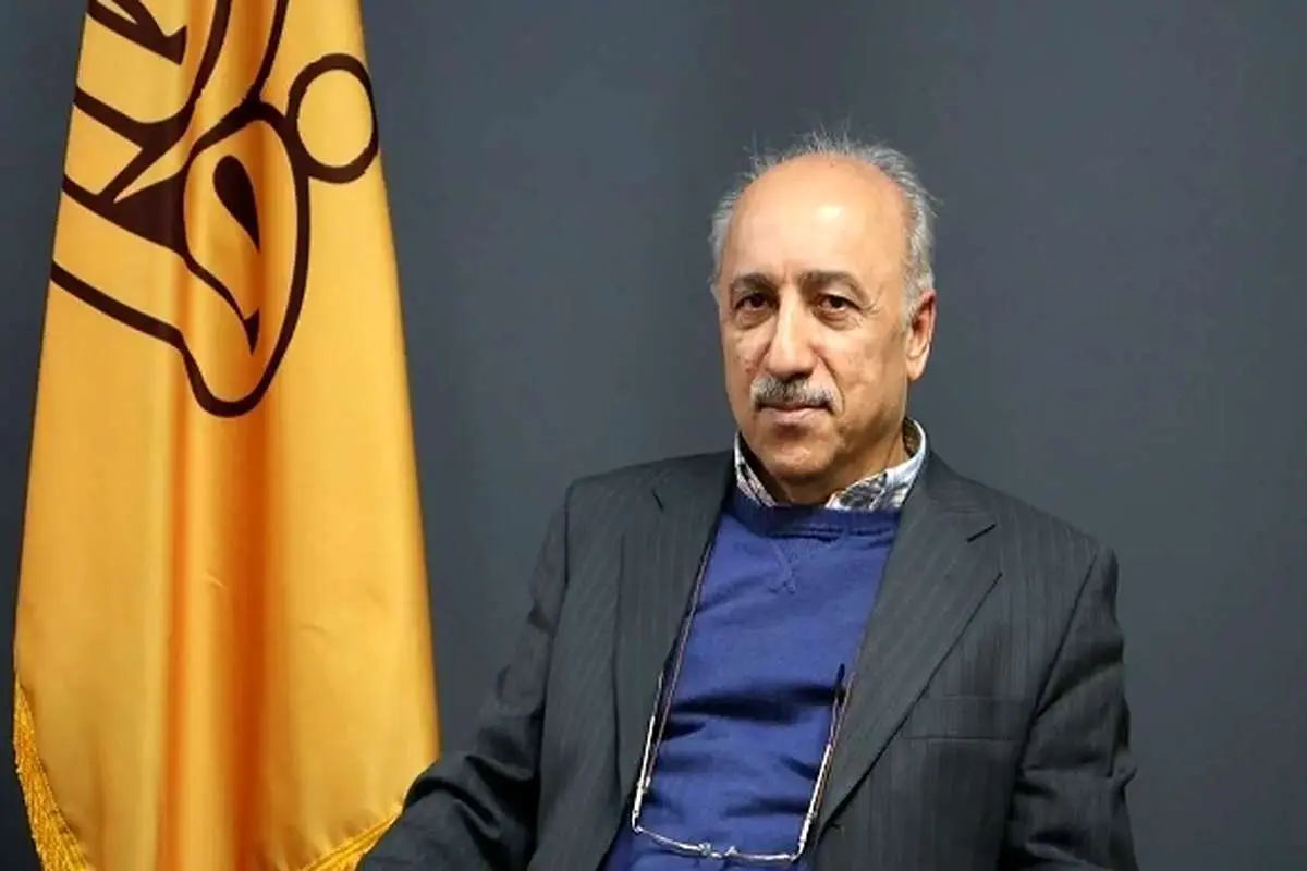 مرتضی افقه، اقتصاددان، در واکنش به اظهارات برخی نمایندگان مجلس که با فحاشی اعلام کرده بودند آمریکا تأثیری در اقتصاد کشور ندارد، پرسش کرد که اکنون این افراد چه اقداماتی انجام می‌دهند. وی با تأکید بر واقعیت‌های اقتصادی موجود، به لزوم توجه به تأثیرات سیاست‌های خارجی بر