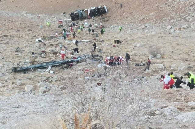 راننده اتوبوس واژگون شده تهران-یاسوج پیدا شد