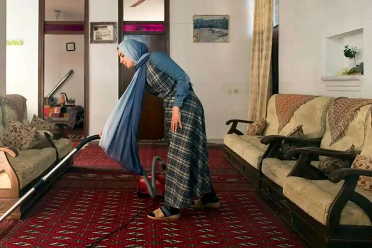 شغلی بدون تعطیلی، بیمه و حقوق؛ آیا می‌پذیرید؟