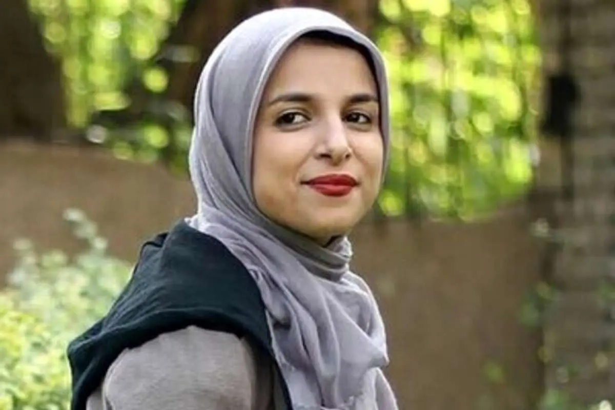 زینب موسوی، اشتباهاتت را بپذیر و حاشیه‌سازی نکن!