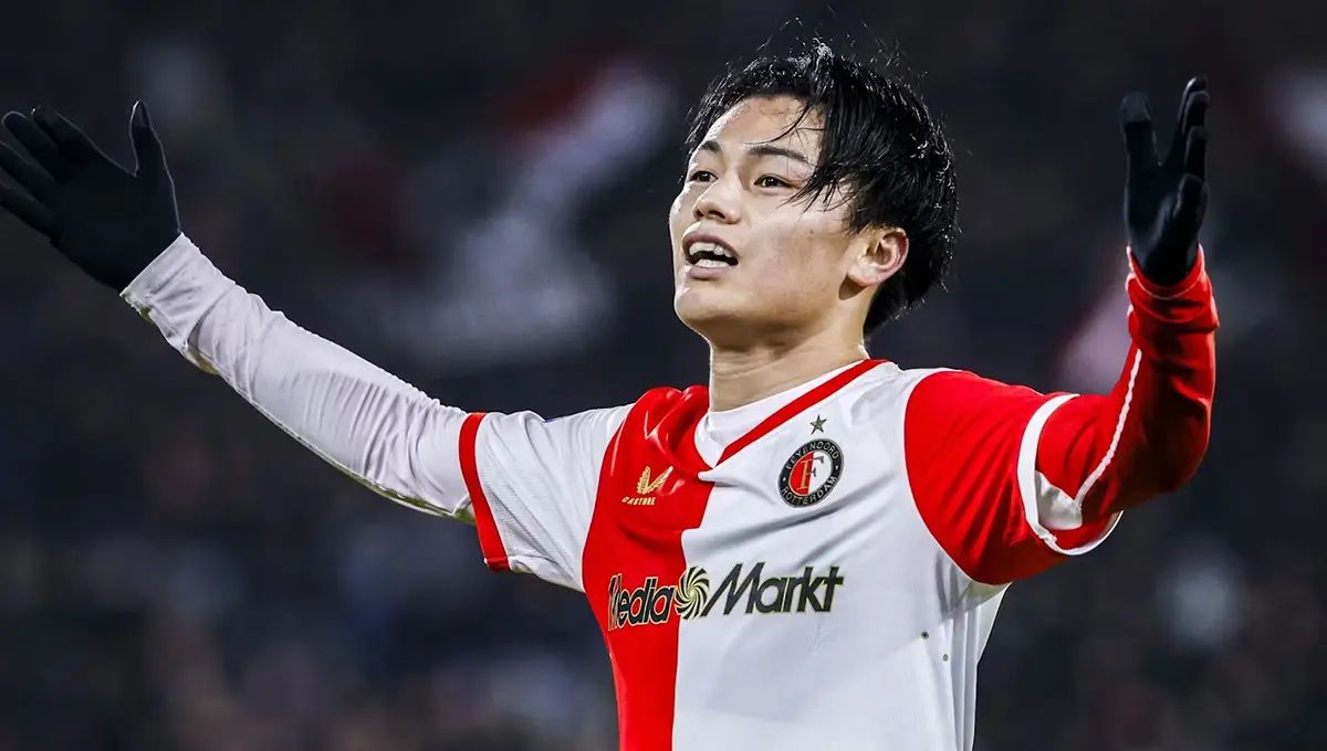 ژاپنی شگفت‌انگیز، آیاسه اوئدا؛ بالاتر از هالند، امباپه و کین، بهترین گلزن اروپا شد!