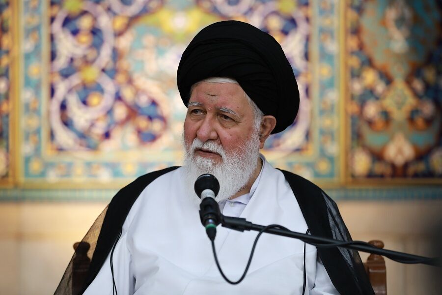 علم الهدی: دشمن تمام توان خود را در عرصه فرهنگ و رسانه متمرکز کرده است