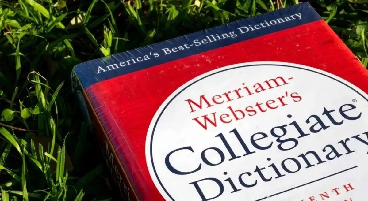 «اسلوپ»؛ واژه سال ۲۰۲۵ و اعتراض فرهنگ لغت به محتوای بی‌کیفیت هوش مصنوعی