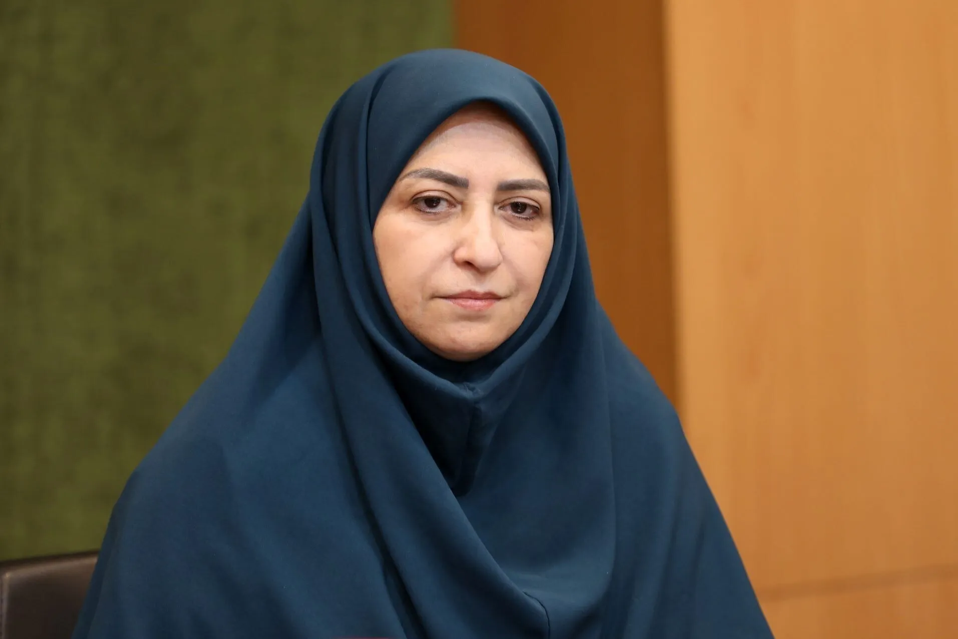 معاون پزشکیان اعلام کرد که ایران به طور معناداری بیش از میانگین جهانی در معرض تغییرات اقلیمی قرار دارد. این موضوع نگرانی‌های جدی را درباره پیامدهای زیست‌محیطی و سلامتی در کشور به وجود آورده است. به گزارش آگاهنا، وی بر لزوم توجه به این چالش‌ها و اتخاذ تدابیر