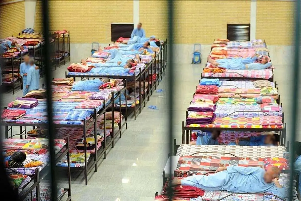 پایان دوره درمان اجباری معتادان