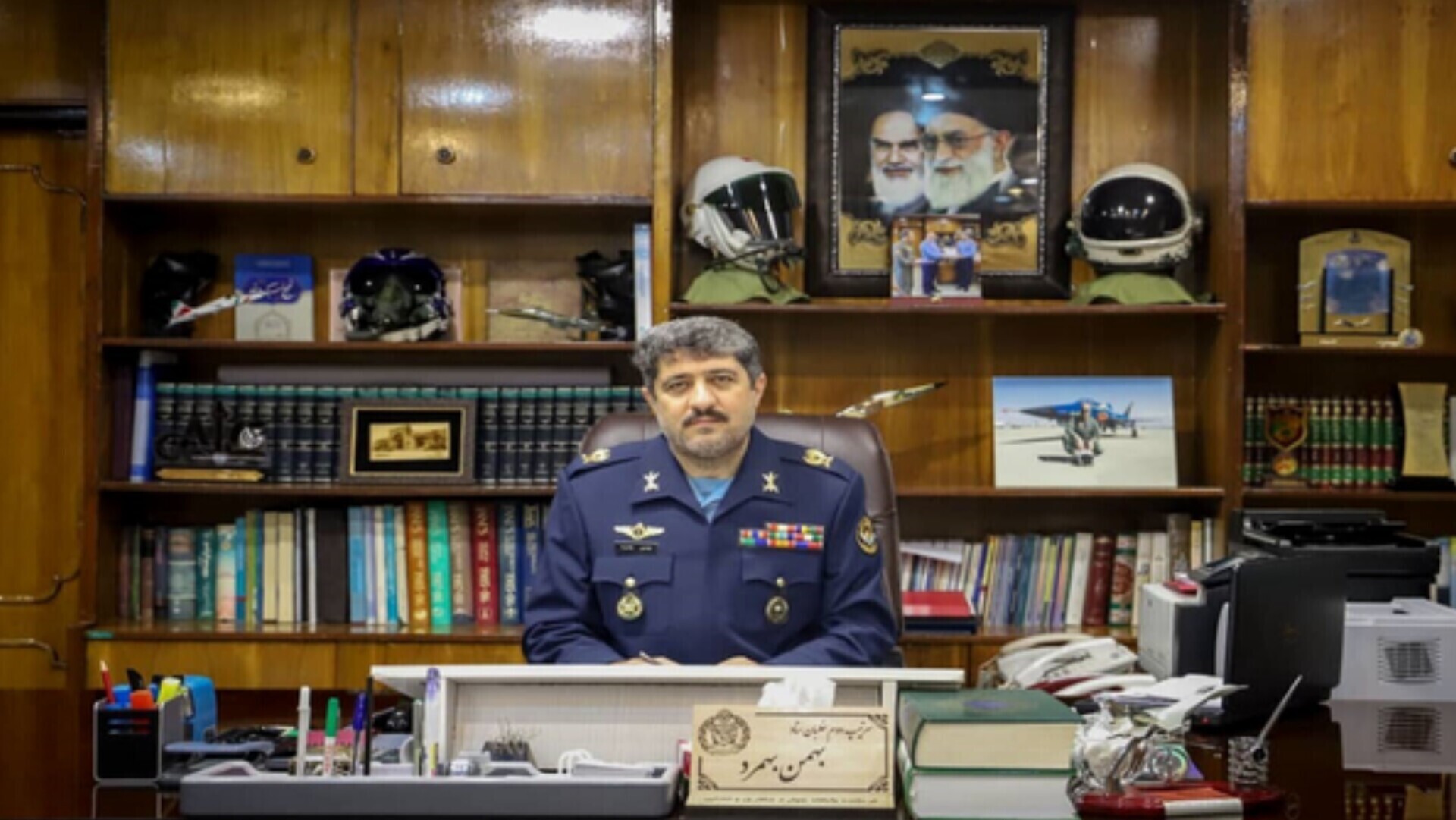 سرتیپ بهمن بهمرد به عنوان فرمانده نیروی هوایی ارتش جمهوری اسلامی ایران منصوب شد. این تغییر در رهبری نیروی هوایی در راستای ارتقاء و بهبود عملکرد این نیرو صورت گرفته است. به گزارش آگاهنا، سرتیپ بهمرد پیش از این در سمت‌های مختلفی در نیروی هوایی خدمت کرده و تجربه‌های ارزش