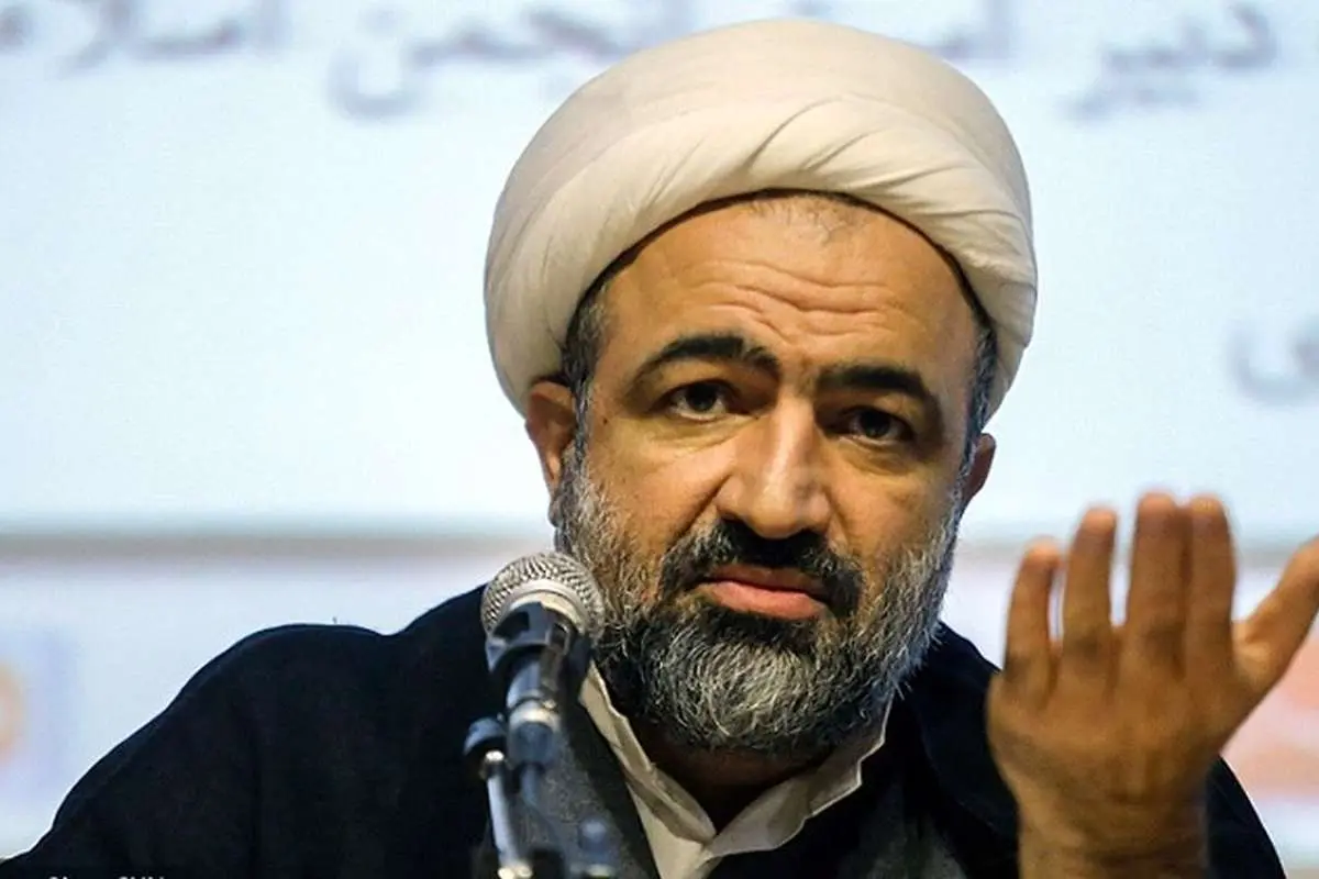 حمید رسایی به انتشار تصویر بدون حجاب «شیرین سعیدی» در روزنامه همشهری واکنش نشان داد و اعلام کرد که این اقدام موجب عذرخواهی مسئولان این روزنامه خواهد شد. او تأکید کرد که انتشار چنین تصاویری در رسانه‌ها باید مورد بازنگری و بررسی قرار گیرد. به گزارش آگاهنا، این موضوع بار