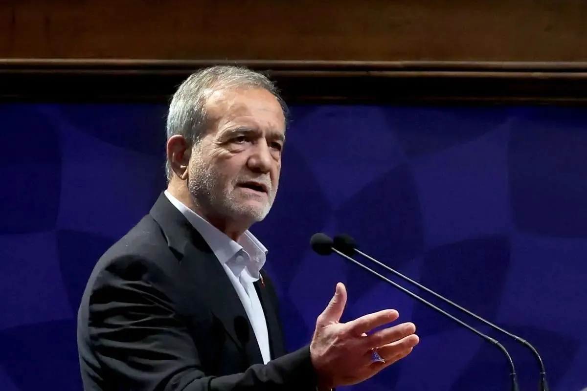 پزشکیان: به هیچ وجه حاضر به پذیرش شرایط تحقیرآمیز آمریکا برای مذاکره نیستم. 

به گزارش آگاهنا، مسعود پزشکیان، نماینده مردم تبریز در مجلس شورای اسلامی، با تأکید بر عدم پذیرش شرایط تحقیرآمیز از سوی آمریکا برای انجام مذاکرات، تصریح کرد که کشور باید با عزت