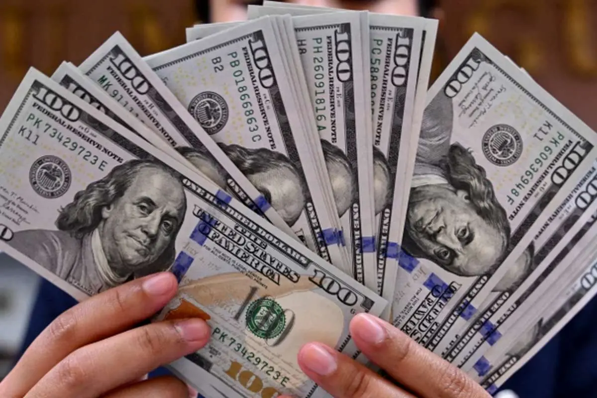 پدیده ناپدید شدن ۶ میلیارد دلار توسط ۱۵ نفر در بانک مرکزی!