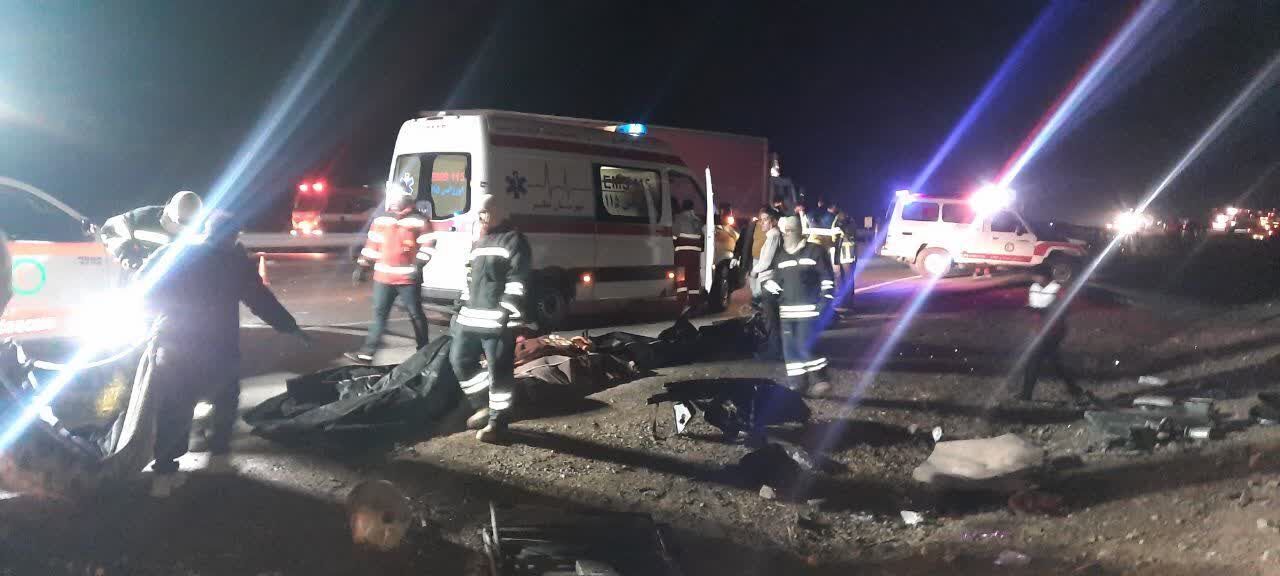 شناسایی هویت ۹ قربانی حادثه واژگونی اتوبوس در جاده اصفهان-نطنز