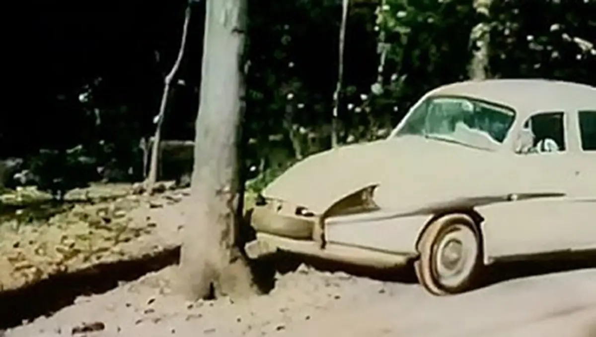 ایمنی نوین با چرخ‌های گردان؛ اختراع جالب رنو دوفین ۱۹۵۹ (فیلم)