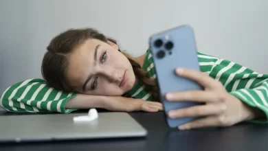 چگونه گوشی را کنار بگذاریم