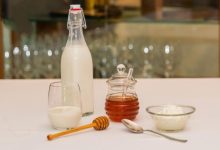 آیا شیر عسل چاق کننده است؟