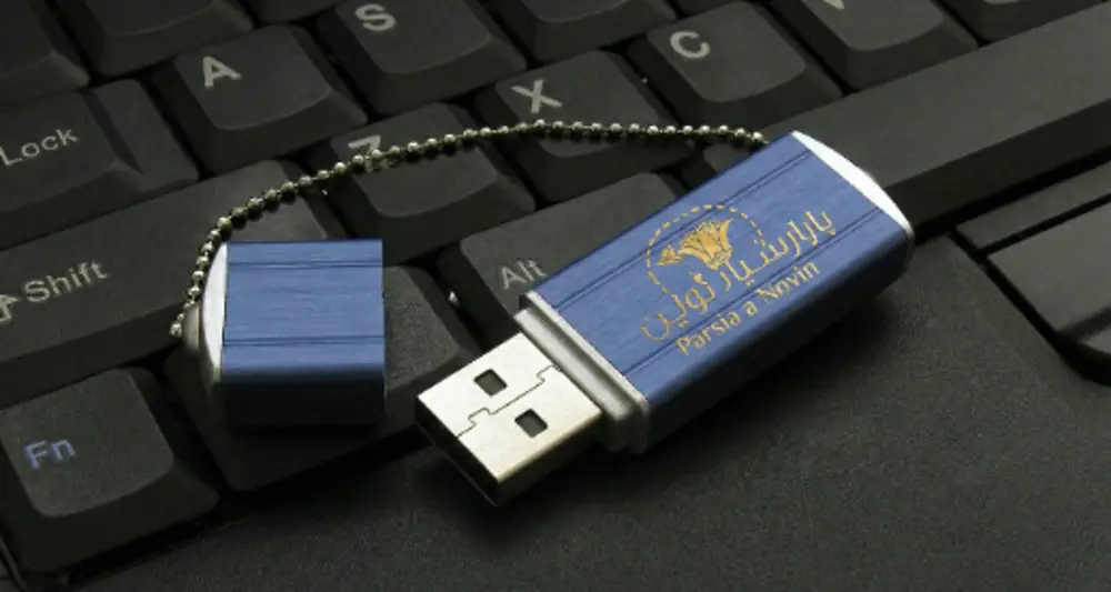 چاپ لوگو روی فلش