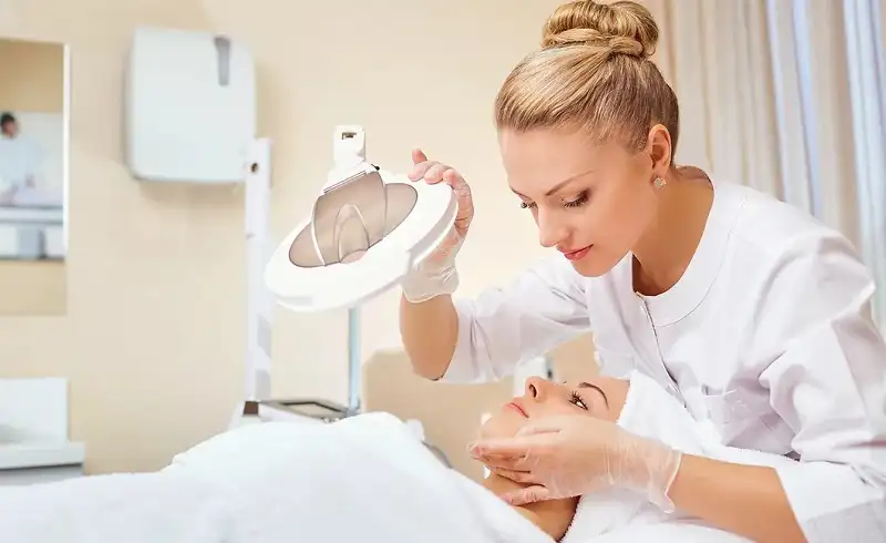 مقایسه هزینه خدمات زیبایی در ایران و عمان